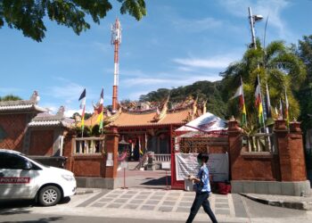 Suasana di Kelenteng See Hin Kiong pada Tahun Baru Imlek 2572