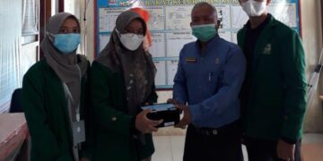 Peresmian alat sensor Prokes oleh pihak Kelurahan Kurao Pagang, Jumat (13/8/2021). (Genta Andalas/dok. Pribadi)