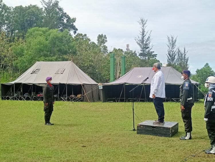 Wakil Rektor III Unand Insanul Kamil memberikan sambutan pada acara pembukaan Pendidikan Provoost Nasional Menwa Mahawira Unand, Jumat (22/10/2021). Genta Andalas/ Riski Wahyudi)