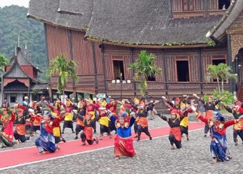 Dilaksanakan Secara Hybrid, Festival Pesona Minangkabau 2021 Pecahkan Rekor MURI