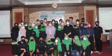 Pelaksanaan Pelantikan Pengurus UKPM Genta Andalas di Ruang Seminar PKM pada Rabu, (10/11/12). (Genta Andalas/ Elvi Rahmawani)