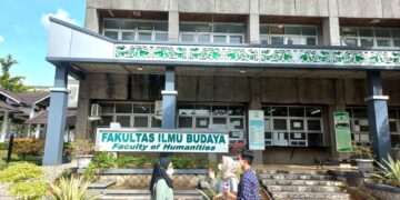 Dekan Fakultas Ilmu Budaya (FIB) rencanakan  pembukaan prodi Sastra Bahasa dan Budaya Korea  saat diwawancarai pada Kamis (21/04/2022).