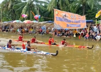 Sabiduak Selaju Sampan, Tradisi Lestarikan Budaya Saat Idul Fitri di Sungai Langkok Kabupaten Dharmasraya