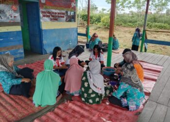 Pemkab Kapuas Bersama Mahasiswa KKN Kebangsaan di Desa Manuntung Giatkan Promosi Produk UMKM Abon  Iwak  Haruan