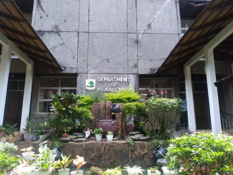 Departemen Manajemen Unand Raih Akreditasi Unggul Lamemba, Senin (19/09/2022). (Genta Andalas/Souty Syahrani)