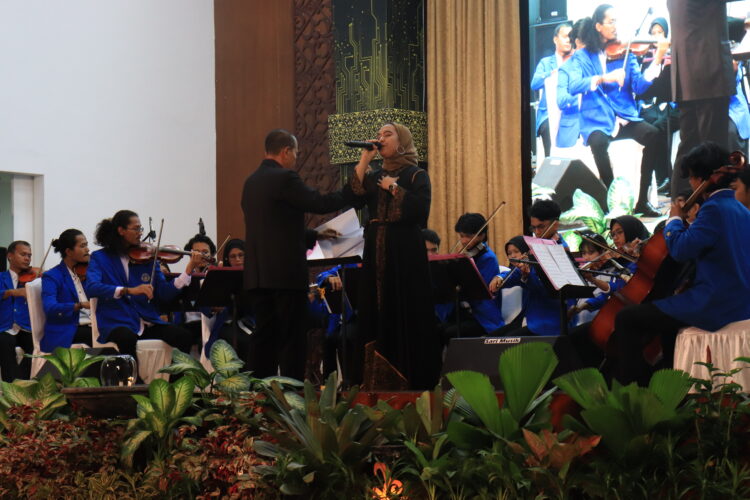 Potret Malam Kolaborasi Pergelaran Orkestra Hasil Riset dan Kreasi Seni ISI Padang Panjang dan Unand