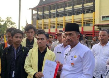 Peringati Hari Guru Nasional, Aliansi BEM Sumbar Tolak Pernyataan Kemerdekaan Upah Guru