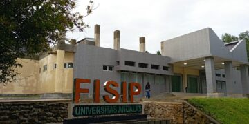 Pembangunan tahap kedua Gedung Convention Hall FISIP Unand yang sempat tertunda akan dilanjutkan pada bulan Juni mendatang, Minggu (7/5/2023). (Genta Andalas/Nabila Annisa)