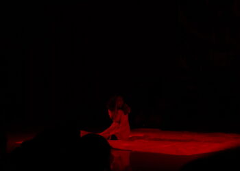 Menikmati Suasana City Night View dengan Seni