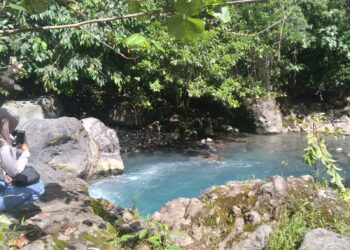 Keindahan Lubuk Paraku, Wisata dengan Pesona Alam Bak Surga Tersembunyi