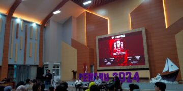Sesi Diskusi dan Bedah Film Dirty Vote di Gedung Serbaguna Fakultas Hukum Universitas Andalas, pada Kamis, (29/2/2024). (Genta Andalas/ Zulkifli Ramadhani).