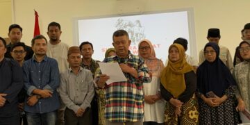 Deklarasi oleh Koalisi Masyarakat Sipil Sumatera Barat Melawan Politik Uang dan Politik Dinasti dilaksanakan pada Jumat, 28 Juni 2024 di Gedung Tahir Foundation, Fakultas Hukum Universitas Andalas.  4o