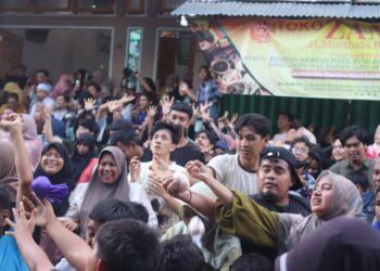 Serak Gulo: Tradisi Berbagi Rezeki Warga Keturunan India di Kota Padang