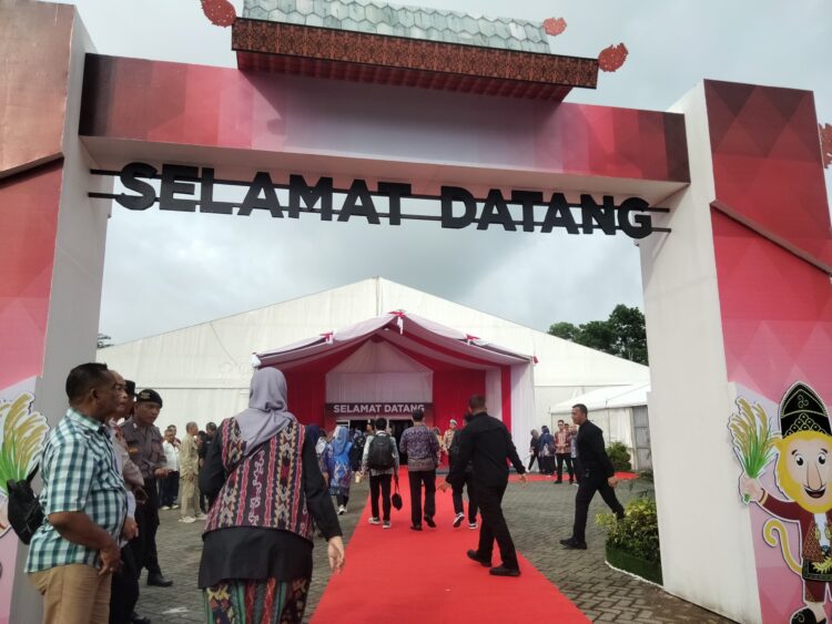 Kehadiran para tamu undangan pada puncak perayaan hari pers nasional di Kompleks Kantor Gubernur Kalimantan Selatan, Minggu (9/2/2025) (Zulkifli Ramadhani)