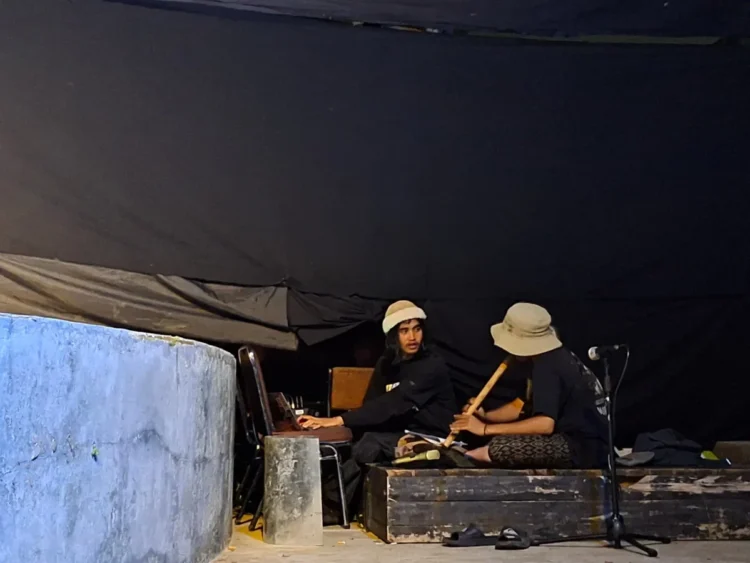 Potret Penampilan Festival Nasional Wisran Hadi II